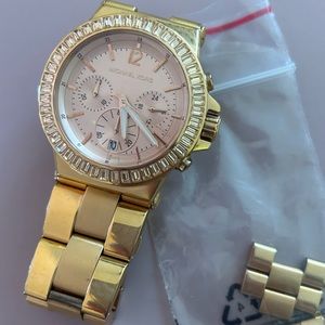 Authentic Michael Kors watch rarely worn